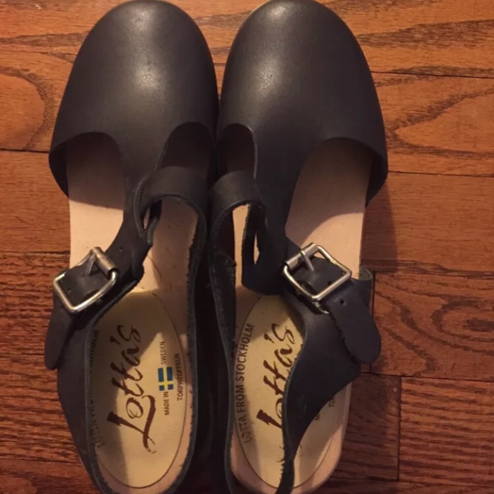 Lotta from Stockholm 37 T Strap clog heels